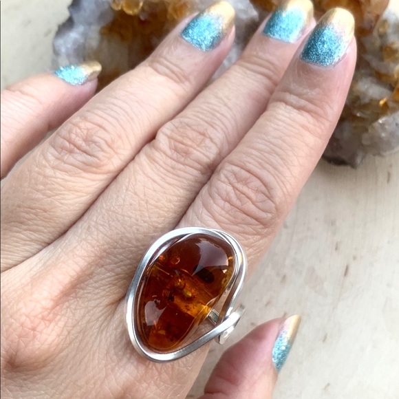 Beautiful Honey BALTIC AMBER  Ring - Picture 2 of 11